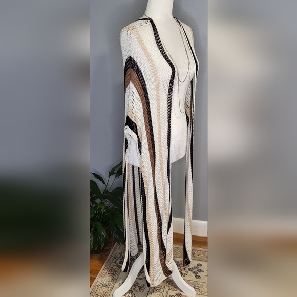 House of Harlow 1960 Brown Tan Cream Long Knitted Shawl Topper One Size - Picture 2 of 9